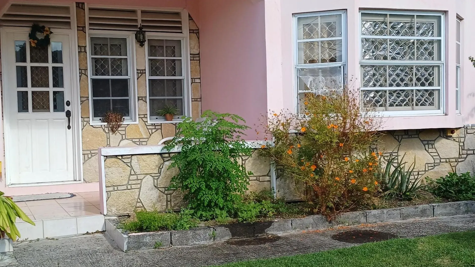 Apartment Peachbloom Tereace Inn D'Arbeau