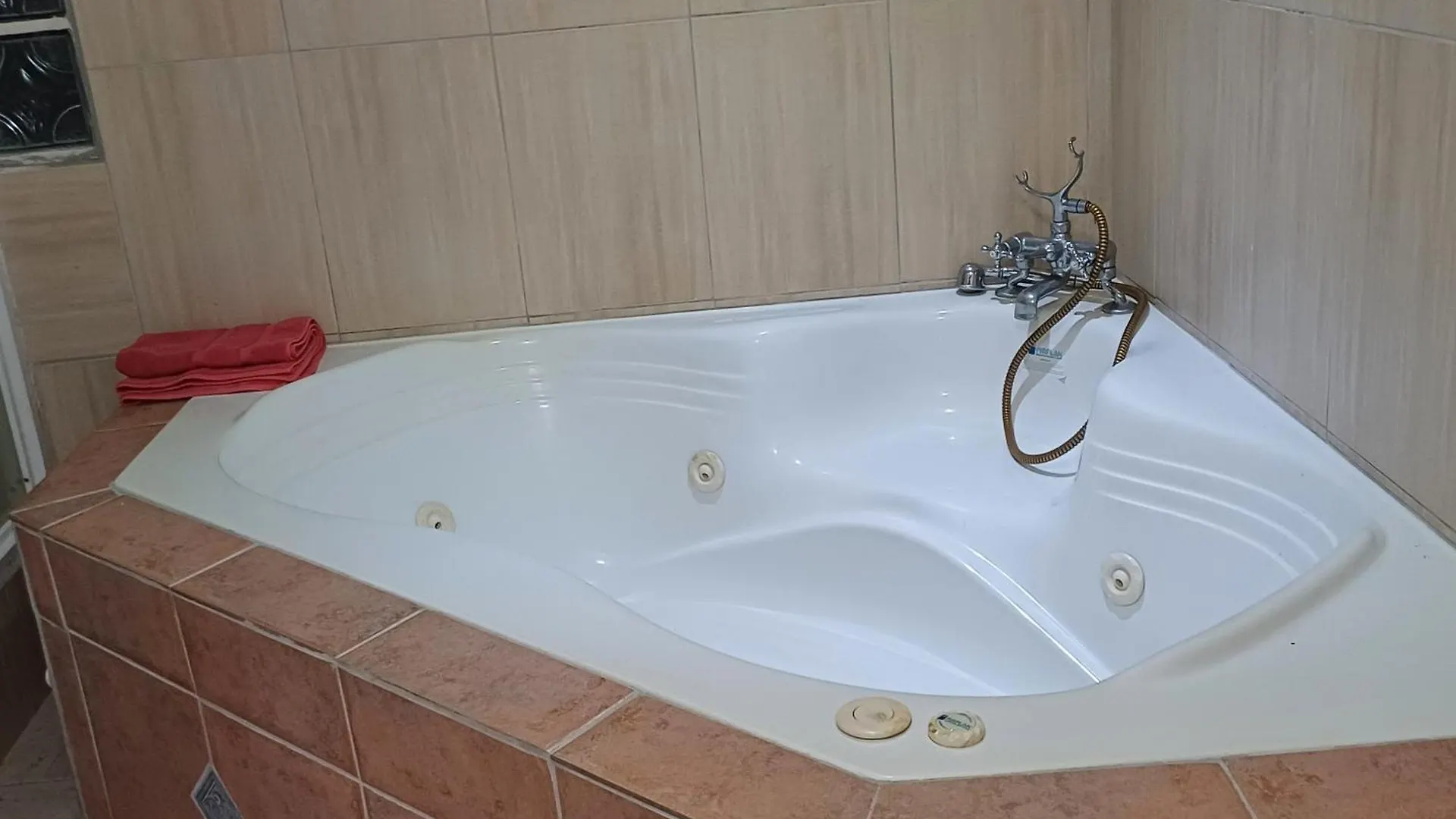 Apartment Peachbloom Tereace Inn D'Arbeau